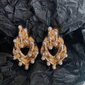 Baroque vintage style earrings